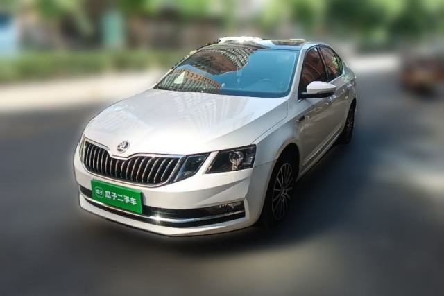 Used Skoda Octavia 2018 1.6L Automatic Luxury Edition