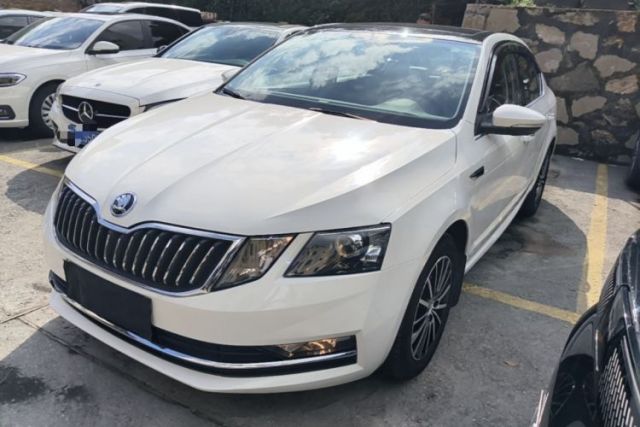 Used Skoda Octavia 2018 TSI230 DSG Luxury Edition