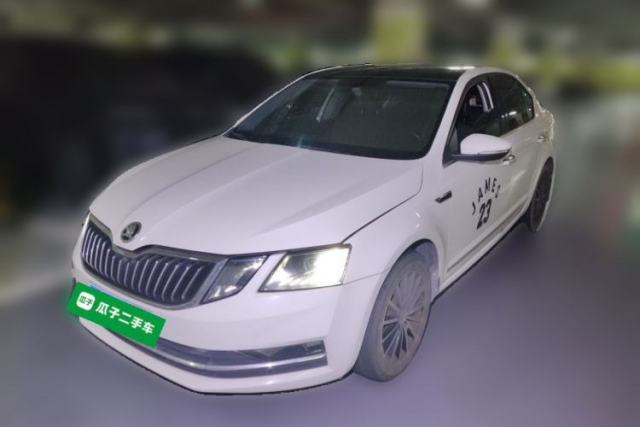 Ojetý Skoda Octavia 2018 TSI230 DSG Luxury Edition