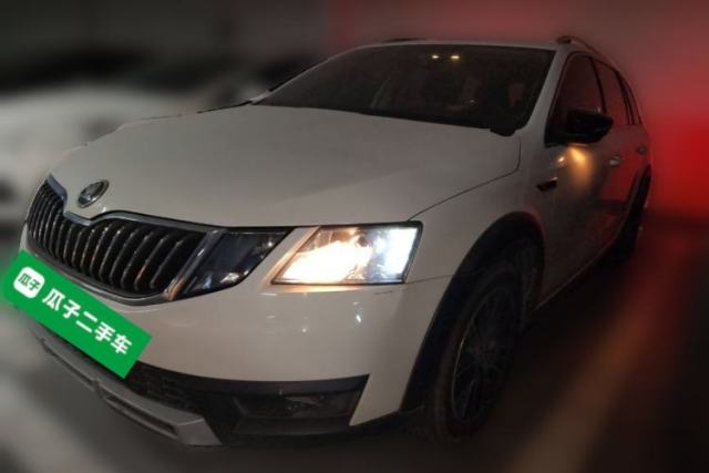 Used Skoda Octavia 2018 Station Wagon TSI230 DSG Luxury Edition