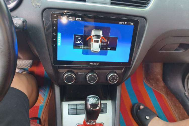 Used Skoda Octavia 2018 TSI230 DSG Luxury Edition Audio And AC Panel