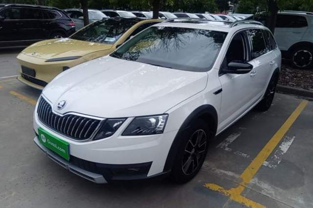 Used Skoda Octavia 2018 Station Wagon TSI230 DSG Luxury Edition