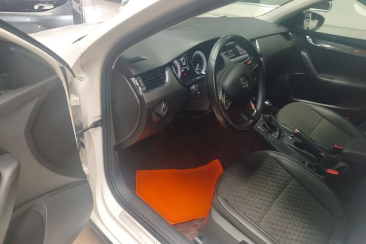 Used Skoda Octavia 2018 Station Wagon TSI280 DSG Luxury Edition Driver Seat
