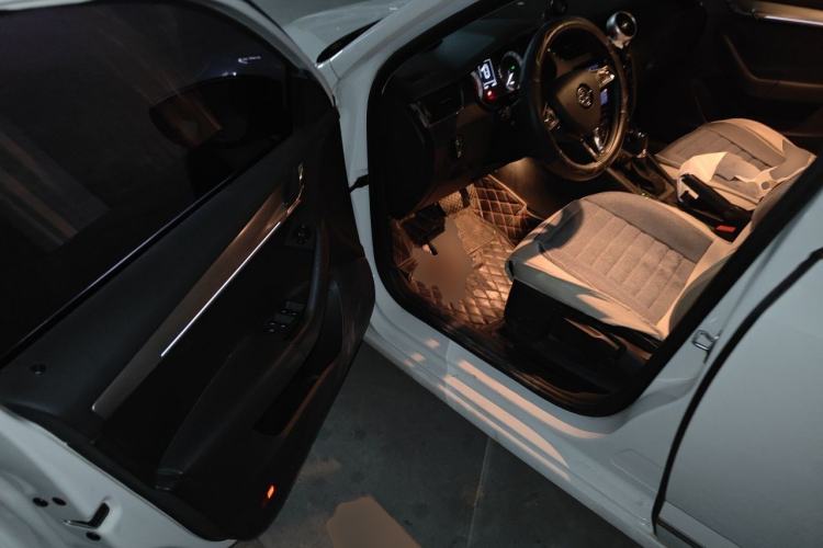 Used Skoda Octavia 2018 TSI280 DSG Luxury Edition Driver Seat