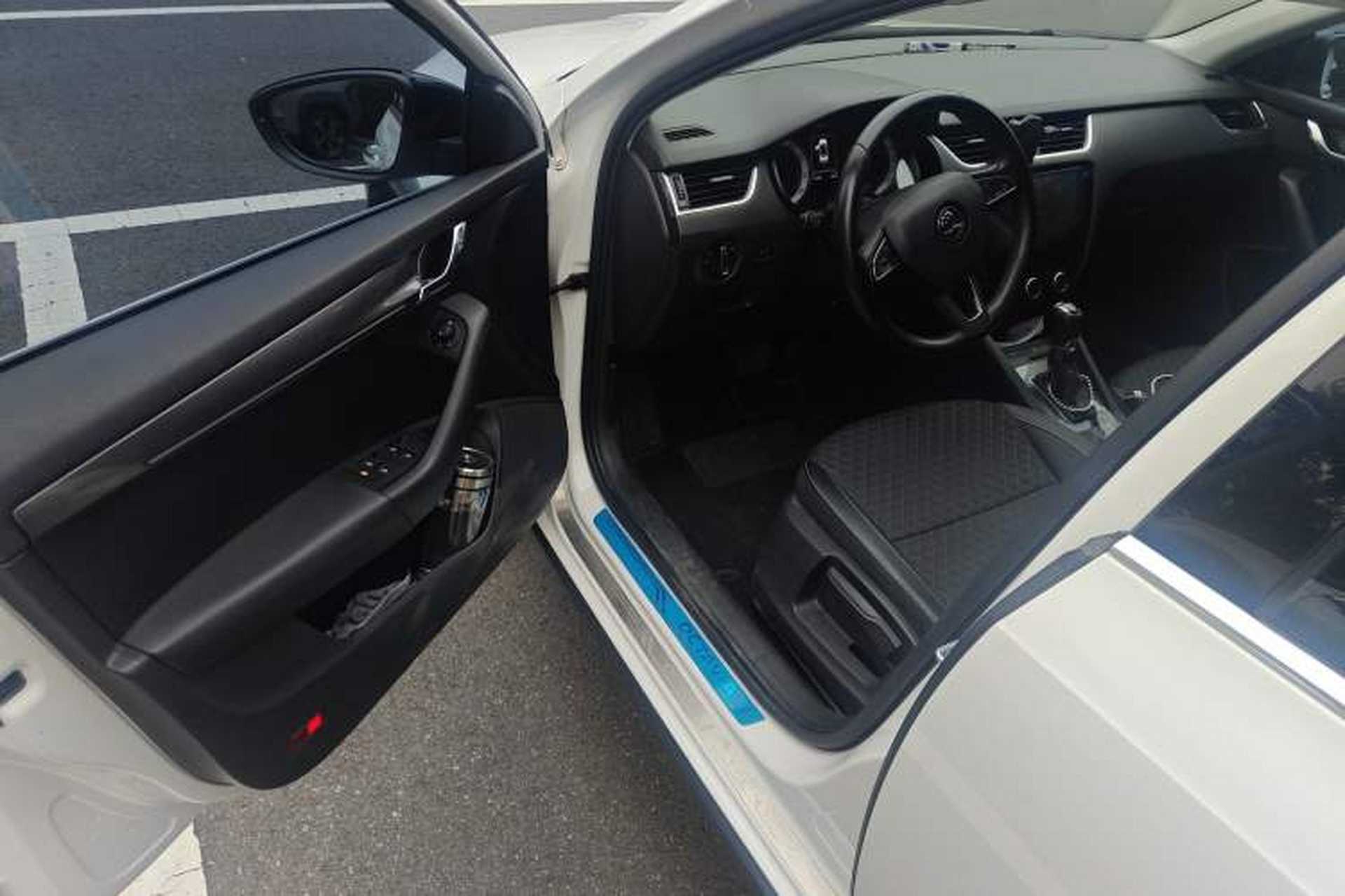 Used Skoda Octavia 2018 Station Wagon TSI230 DSG Luxury Edition Driver Seat