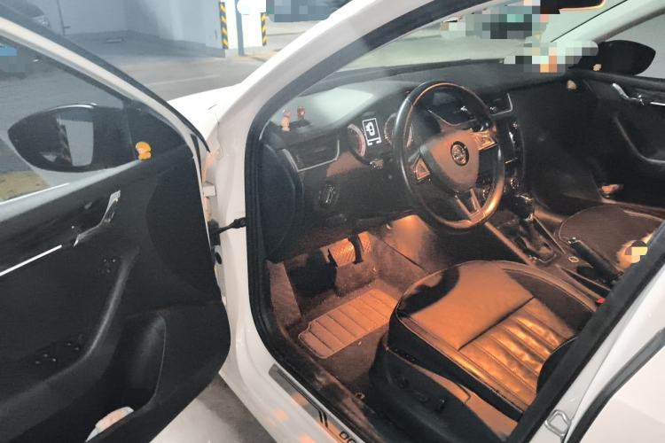 Used Skoda Octavia 2018 TSI280 DSG Flagship Edition Driver Seat