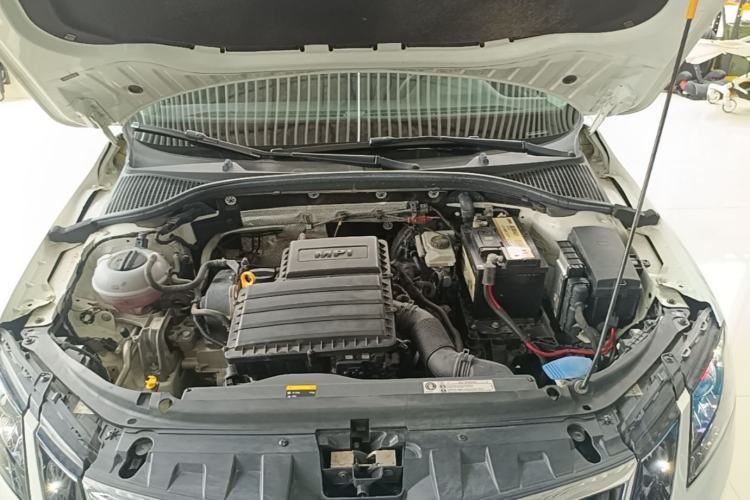 Used Skoda Octavia 2018 1.6L Automatic Comfort Edition Engine Bay