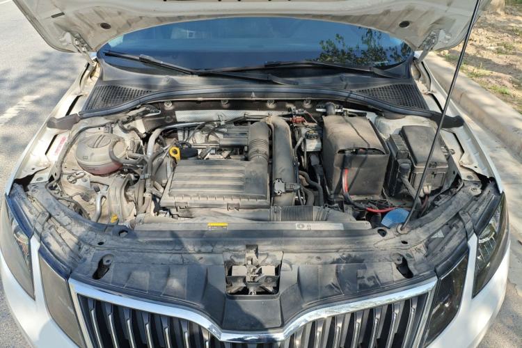 Used Skoda Octavia 2018 TSI230 DSG Comfort Edition Engine Bay