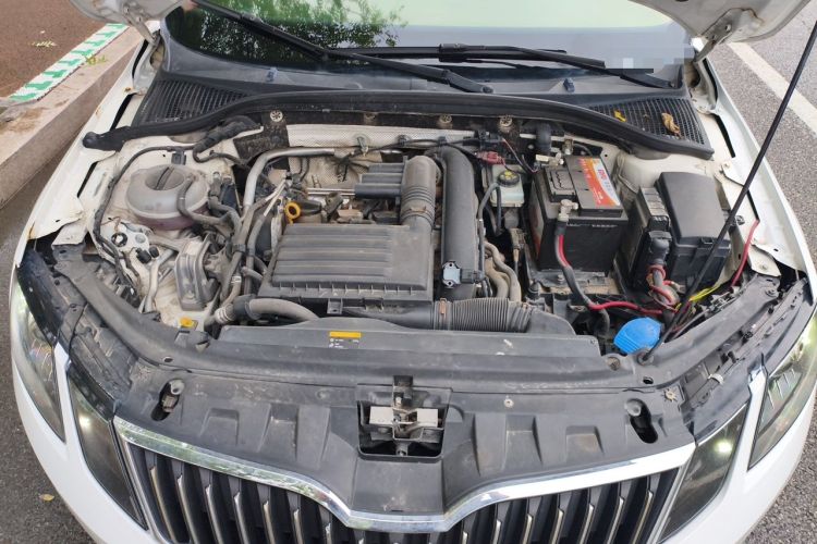 Used Skoda Octavia 2018 TSI230 DSG Luxury Edition Engine Bay