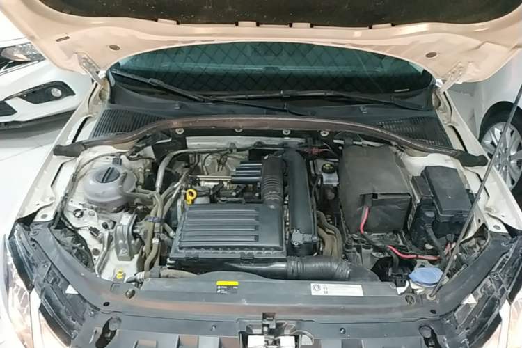 Used Skoda Octavia 2018 TSI230 DSG Luxury Edition Engine Bay