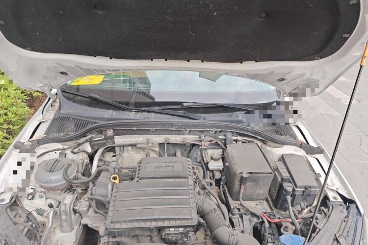Used Skoda Octavia 2018 1.6L Automatic Luxury Edition Engine Bay