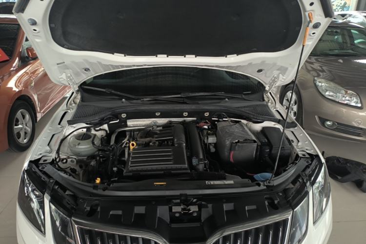 Used Skoda Octavia 2018 TSI230 DSG Luxury Edition Engine Bay