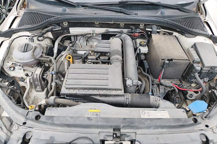 Used Skoda Octavia 2018 TSI230 DSG Luxury Edition Engine Bay