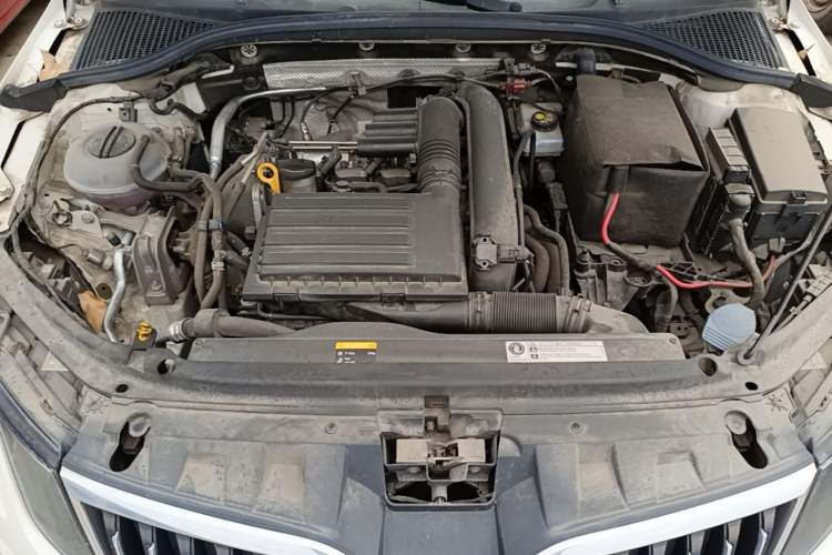 Used Skoda Octavia 2018 Station Wagon TSI230 DSG Luxury Edition Engine Bay
