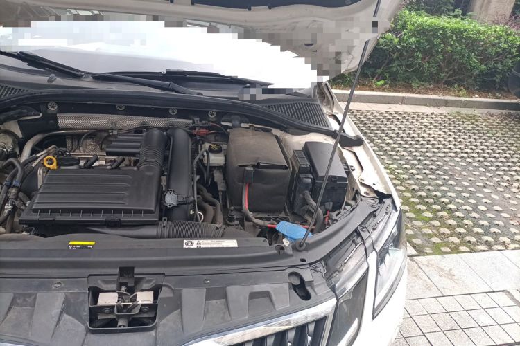 Used Skoda Octavia 2018 TSI280 DSG Luxury Edition Engine Bay Left
