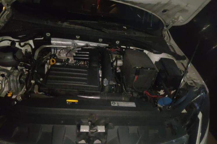 Used Skoda Octavia 2018 TSI230 DSG Luxury Edition Engine Bay Left