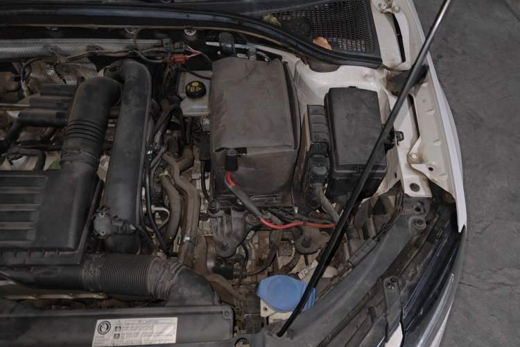 Used Skoda Octavia 2018 TSI280 DSG Luxury Edition Engine Bay Left
