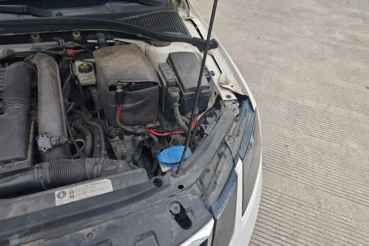 Used Skoda Octavia 2018 TSI230 DSG Luxury Edition Engine Bay Left