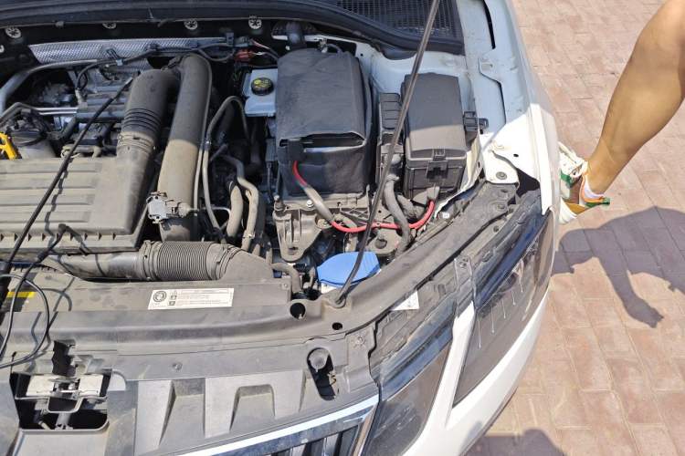 Used Skoda Octavia 2018 TSI230 DSG Luxury Edition Engine Bay Left