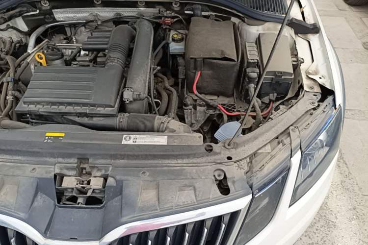 Used Skoda Octavia 2018 Station Wagon TSI230 DSG Luxury Edition Engine Bay Left