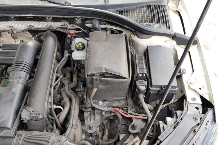 Used Skoda Octavia 2018 TSI230 DSG Comfort Edition Engine Bay Left