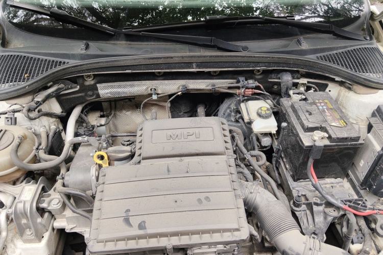 Used Skoda Octavia 2018 1.6L Automatic Comfort Edition Engine Bay