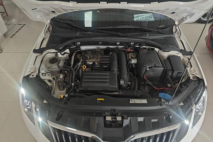 Used Skoda Octavia 2018 TSI230 DSG Luxury Edition Engine Bay