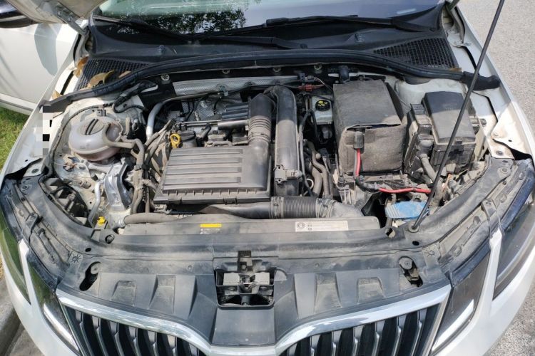 Used Skoda Octavia 2018 TSI280 DSG Flagship Edition Engine Bay