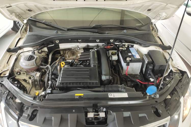 Used Skoda Octavia 2018 TSI230 DSG Luxury Edition Engine Bay