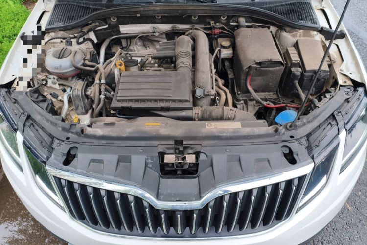 Used Skoda Octavia 2018 Station Wagon TSI280 DSG Luxury Edition Engine Bay