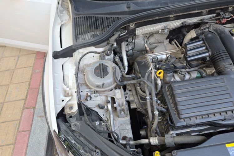 Used Skoda Octavia 2018 Station Wagon TSI230 DSG Luxury Edition Engine Bay Right