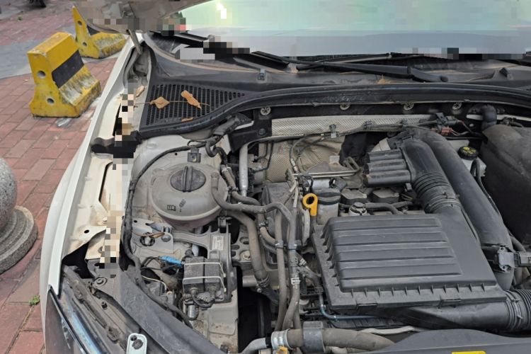 Used Skoda Octavia 2018 TSI230 DSG Comfort Edition Engine Bay Right