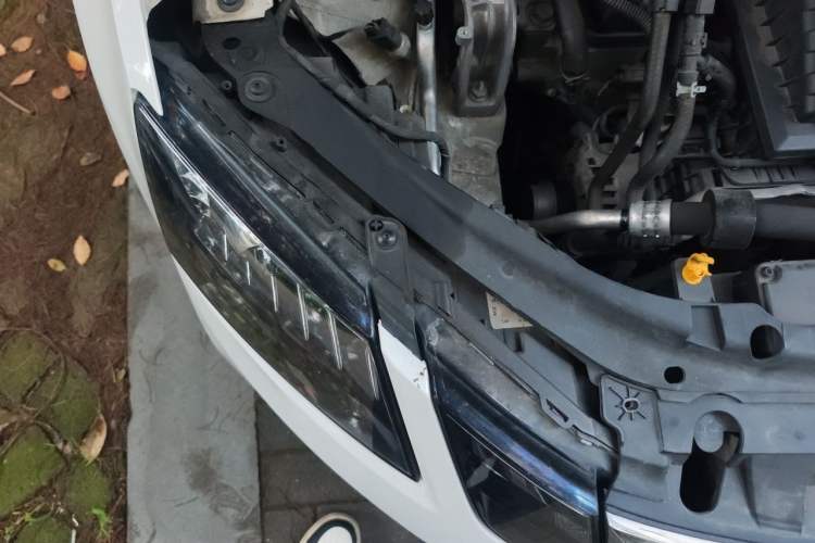 Used Skoda Octavia 2018 TSI230 DSG Luxury Edition Engine Bay Right