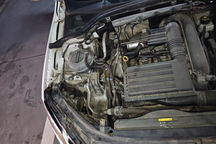 Used Skoda Octavia 2018 TSI230 DSG Luxury Edition Engine Bay Right