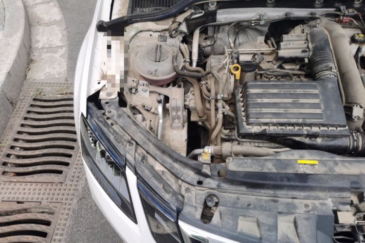 Used Skoda Octavia 2018 TSI230 DSG Luxury Edition Engine Bay Right