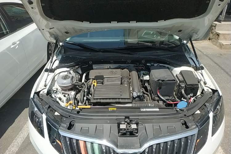Used Skoda Octavia 2018 TSI230 DSG Luxury Edition Engine Bay