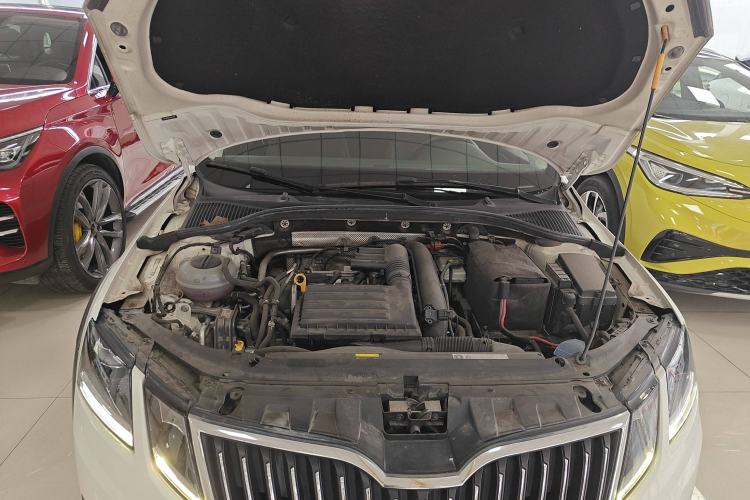 Used Skoda Octavia 2018 Station Wagon TSI280 DSG Luxury Edition Engine Bay