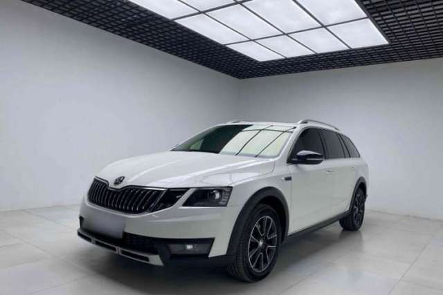 Used Skoda Octavia 2018 Station Wagon TSI230 DSG Luxury Edition