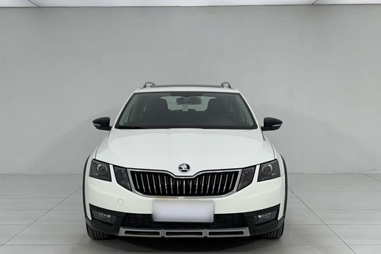 Used Skoda Octavia 2018 Station Wagon TSI230 DSG Luxury Edition Exterior 1