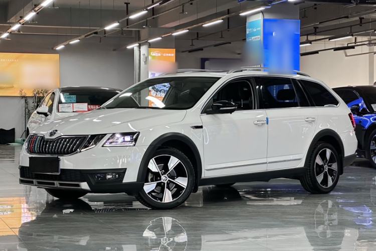 Used Skoda Octavia 2018 Station Wagon TSI280 DSG Luxury Edition Exterior 10