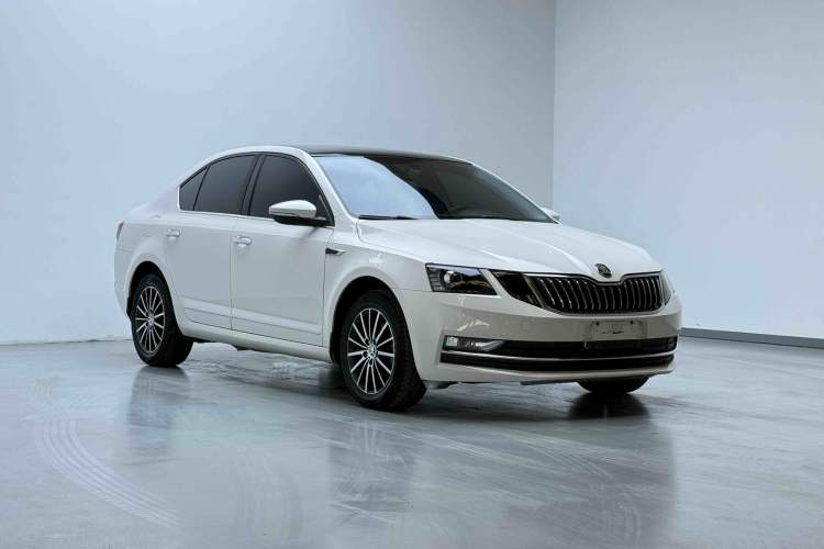 Used Skoda Octavia 2018 TSI230 DSG Comfort Edition Exterior 2