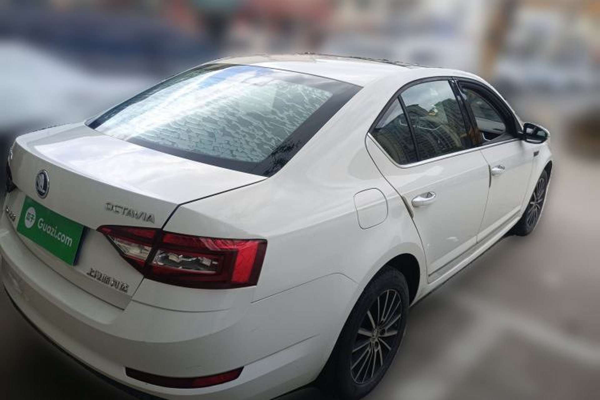 Used Skoda Octavia 2018 TSI230 DSG Luxury Edition Exterior 5