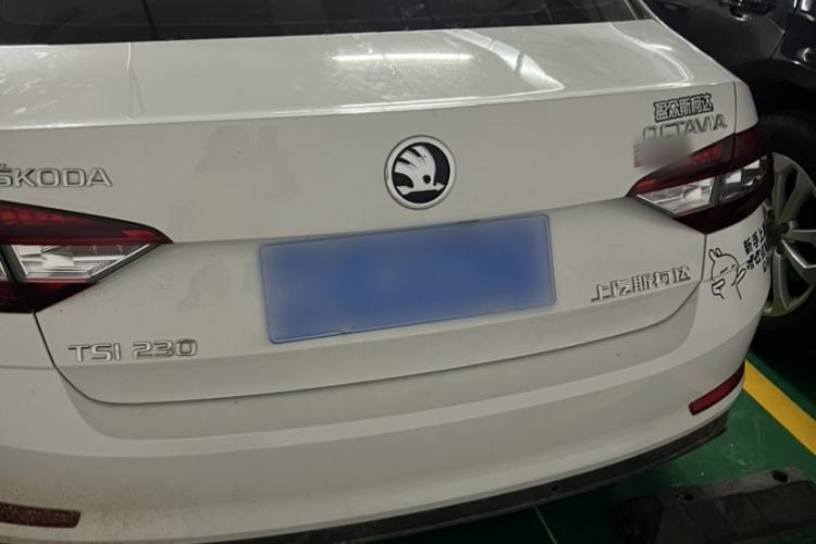 Used Skoda Octavia 2018 TSI230 DSG Comfort Edition Exterior 5