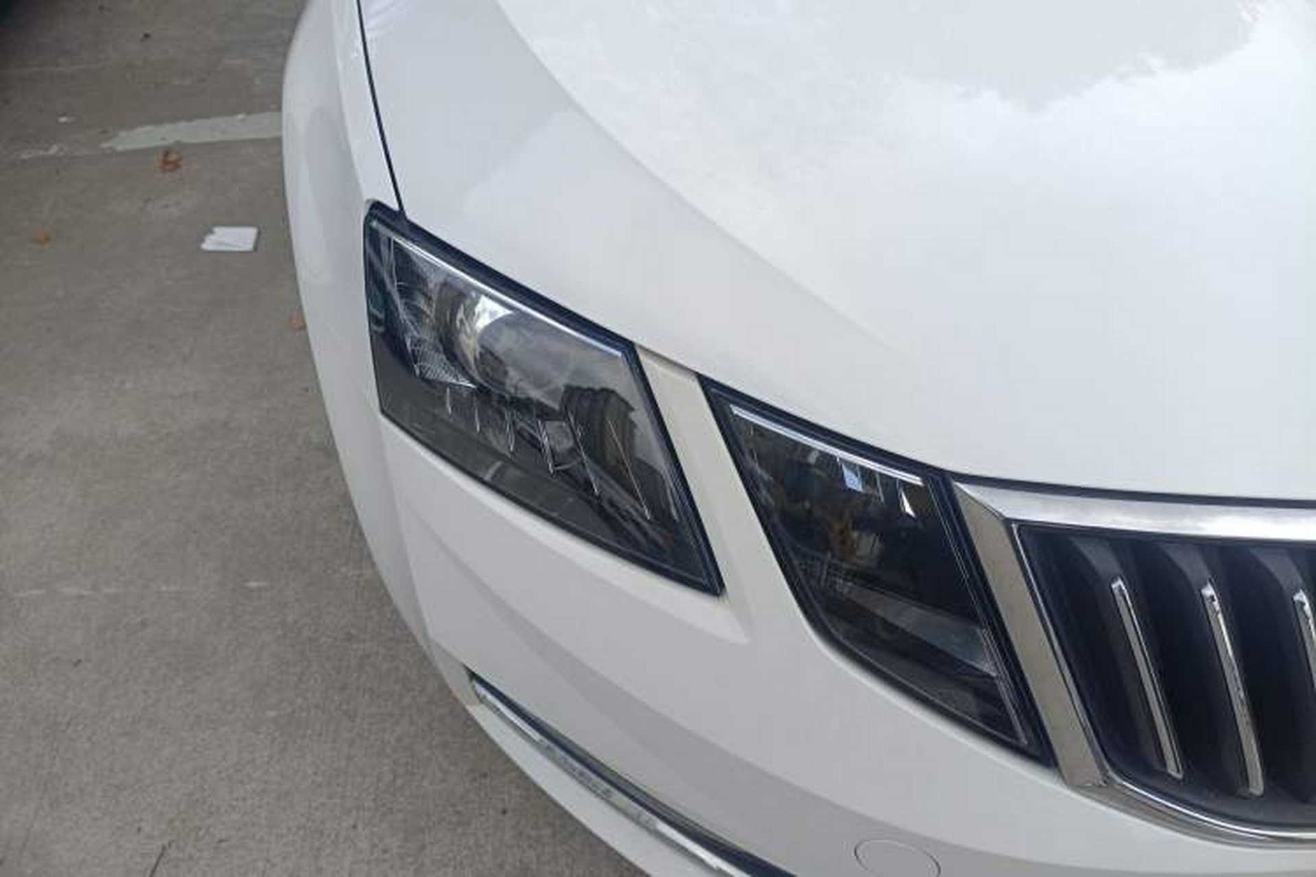 Used Skoda Octavia 2018 TSI230 DSG Luxury Edition Exterior 6