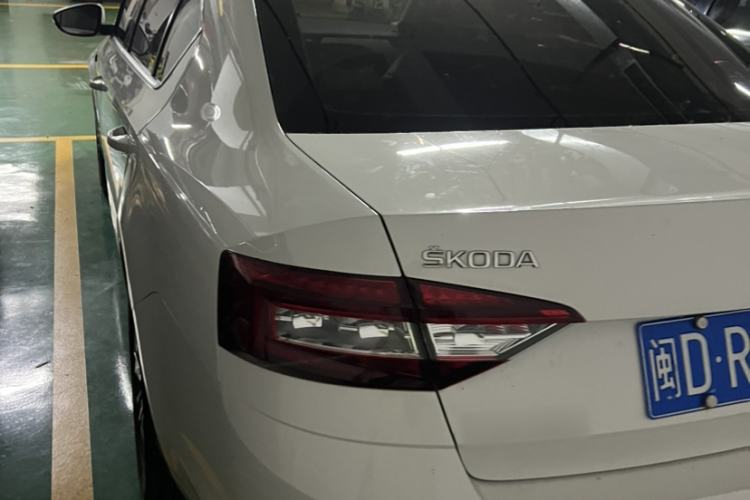 Used Skoda Octavia 2018 TSI230 DSG Comfort Edition Exterior 6
