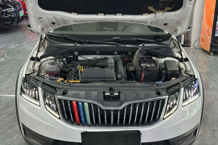 Used Skoda Octavia 2018 Station Wagon TSI280 DSG Luxury Edition Exterior 7