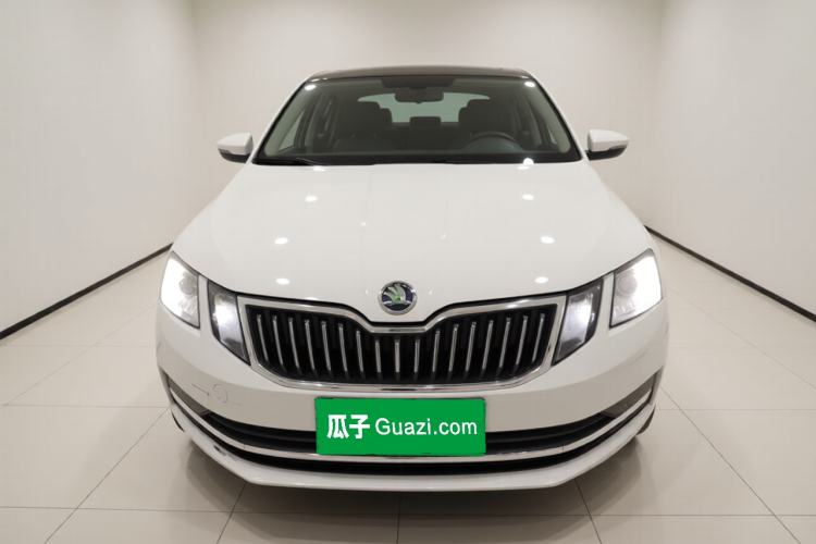 Used Skoda Octavia 2018 TSI230 DSG Luxury Edition Front