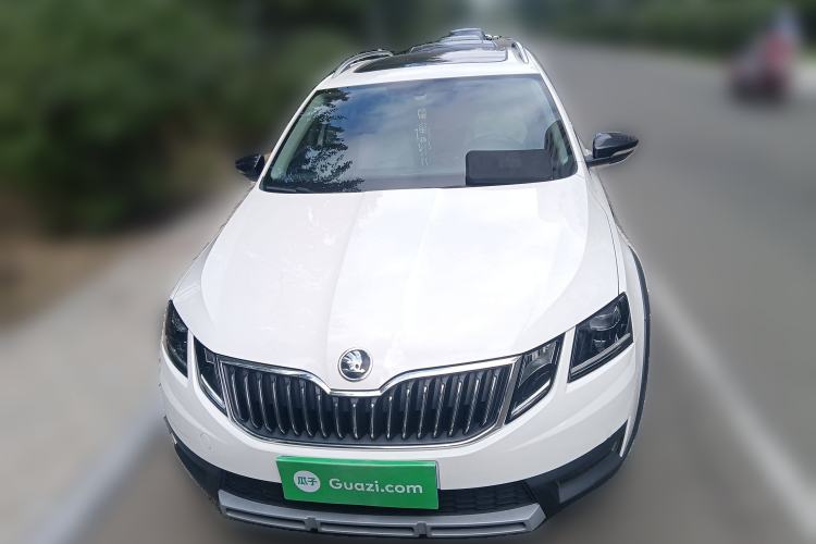 Used Skoda Octavia 2018 Station Wagon TSI280 DSG Luxury Edition Front