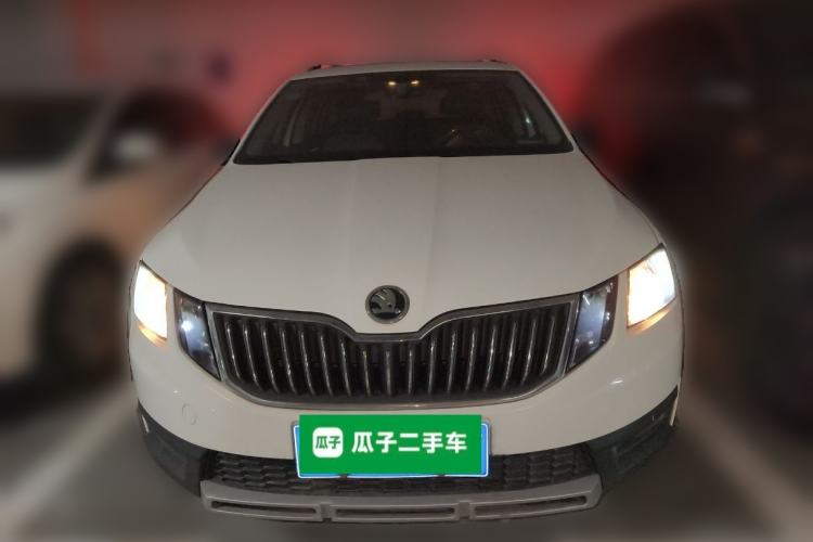 Used Skoda Octavia 2018 Station Wagon TSI230 DSG Luxury Edition Front