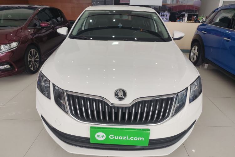 Used Skoda Octavia 2018 TSI230 DSG Comfort Edition Front